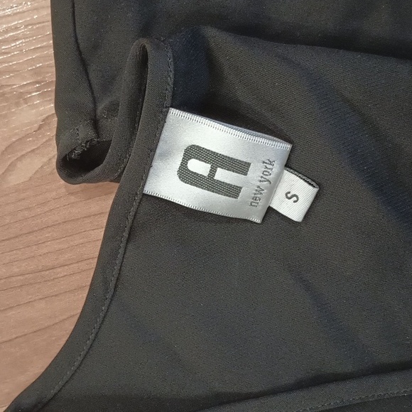 A new York black dress with belt size S - Picture 2 of 2